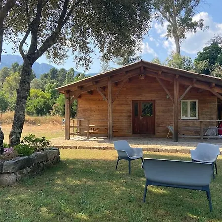 شاليه Chalet Accueillant Avec Parking *